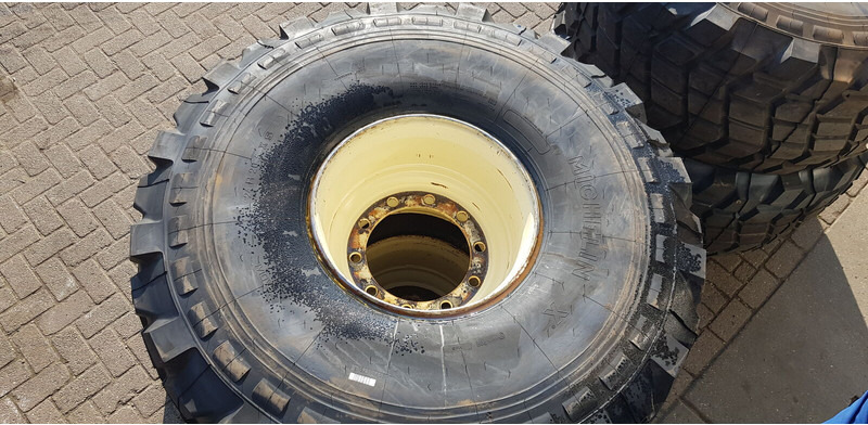 Michelin xs - Шины и диски: slika 2 Michelin xs - Шины и диски: slika 2