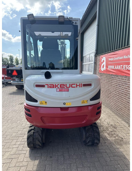 Takeuchi Kraan TB230 - Gebruikt - Mini bager: slika 5 Takeuchi Kraan TB230 - Gebruikt - Mini bager: slika 5