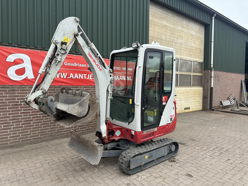 Takeuchi TB216 - Gebruikt - Mini bager: slika 2 Takeuchi TB216 - Gebruikt - Mini bager: slika 2