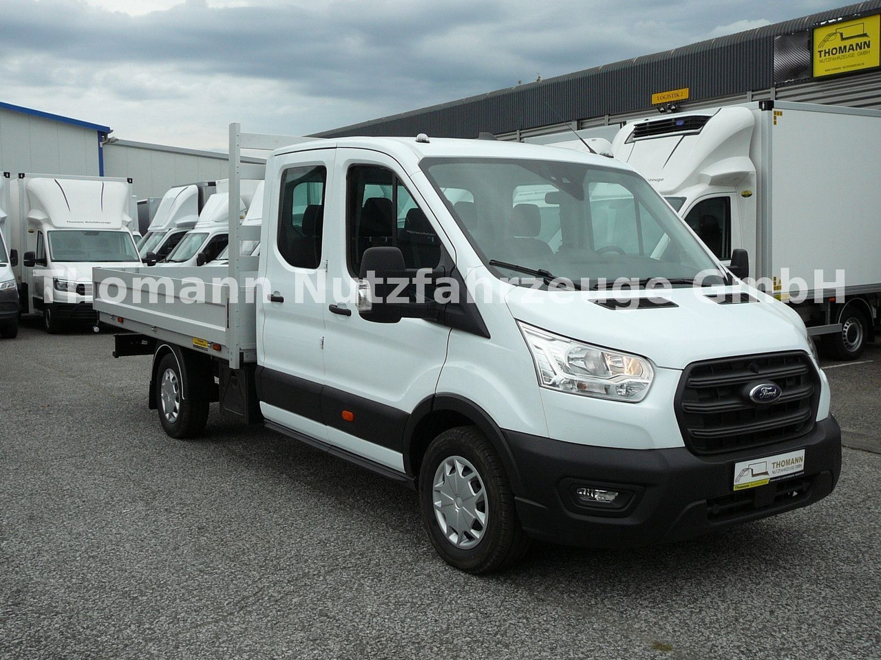 Ford Transit Pritsche Doppelkabine Ford Transit Pritsche Doppelkabine - Dostavno vozilo sa otvorenom sandukom: slika 2 Ford Transit Pritsche Doppelkabine Ford Transit Pritsche Doppelkabine - Dostavno vozilo sa otvorenom sandukom: slika 2