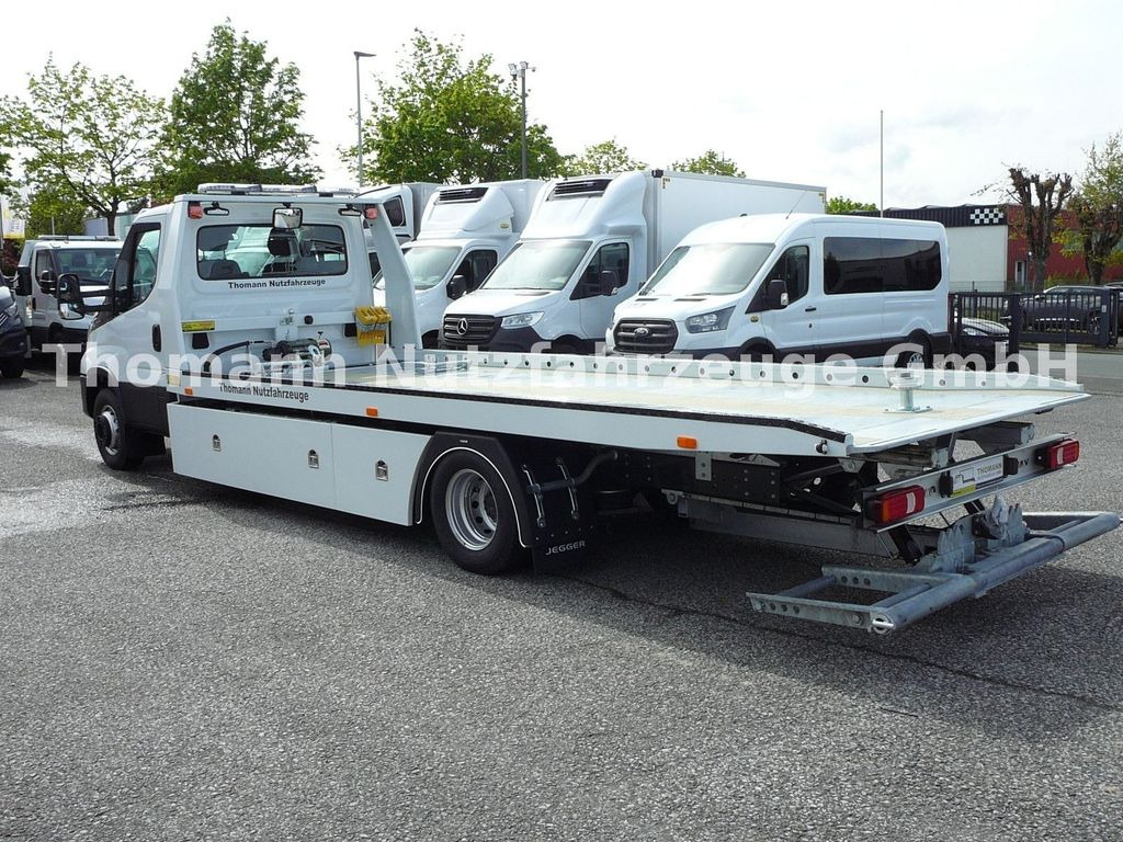 Iveco DAILY 72C18 Schiebeplateu Hubbrille Luftfed Navi Iveco DAILY 72C18 Schiebeplateu Hubbrille Luftfed Navi - Šlep vozilo, Dostavno vozilo: slika 5 Iveco DAILY 72C18 Schiebeplateu Hubbrille Luftfed Navi Iveco DAILY 72C18 Schiebeplateu Hubbrille Luftfed Navi - Šlep vozilo, Dostavno vozilo: slika 5