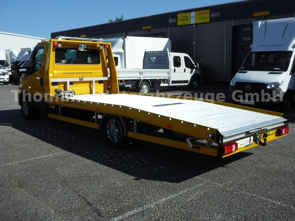 Iveco Daily 35S18 Autotransporter Aut. Luftfed. NAVI Iveco Daily 35S18 Autotransporter Aut. Luftfed. NAVI - Šlep vozilo, Dostavno vozilo: slika 5 Iveco Daily 35S18 Autotransporter Aut. Luftfed. NAVI Iveco Daily 35S18 Autotransporter Aut. Luftfed. NAVI - Šlep vozilo, Dostavno vozilo: slika 5