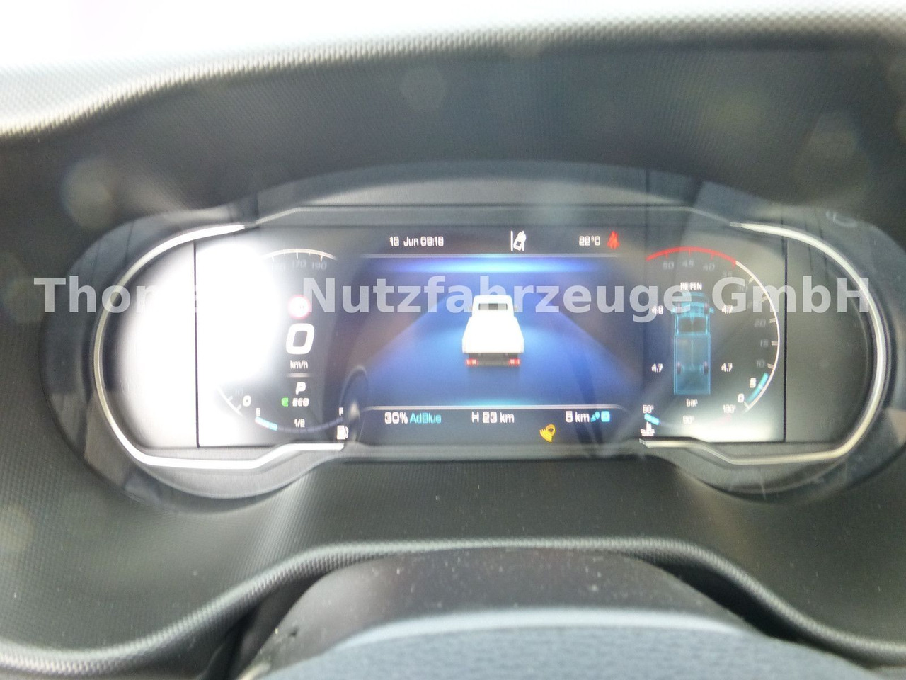 Šlep vozilo Iveco Daily 35S18 Autotransporter Aut. Luftfed. NAVI: slika 15