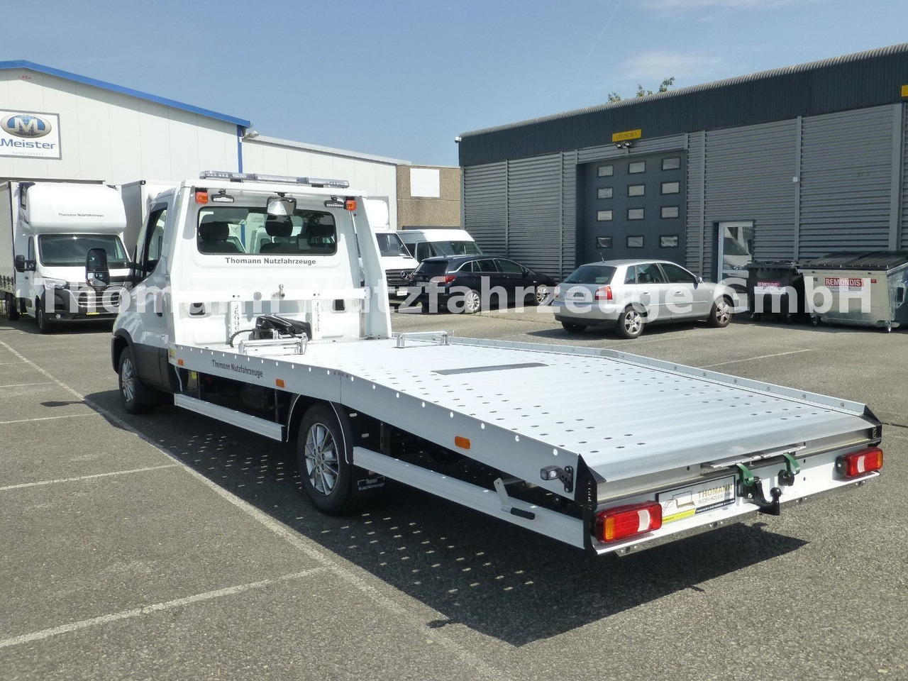 Iveco Daily 35S18 Autotransporter Aut. Luftfed. NAVI - Šlep vozilo: slika 5 Iveco Daily 35S18 Autotransporter Aut. Luftfed. NAVI - Šlep vozilo: slika 5