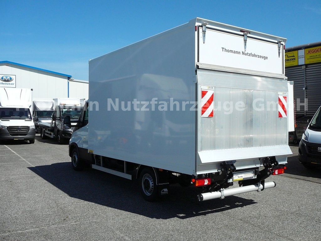 Iveco Daily 35S18 Koffer Ladebordwand Iveco Daily 35S18 Koffer Ladebordwand - Dostavno vozilo sa zatvorenim sandukom: slika 5 Iveco Daily 35S18 Koffer Ladebordwand Iveco Daily 35S18 Koffer Ladebordwand - Dostavno vozilo sa zatvorenim sandukom: slika 5