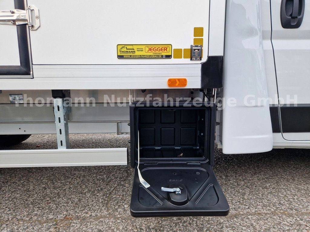 Dostavno vozilo sa zatvorenim sandukom novi Peugeot Boxer Koffer Premium Ladebordwand 750Kg: slika 12 Dostavno vozilo sa zatvorenim sandukom novi Peugeot Boxer Koffer Premium Ladebordwand 750Kg: slika 12