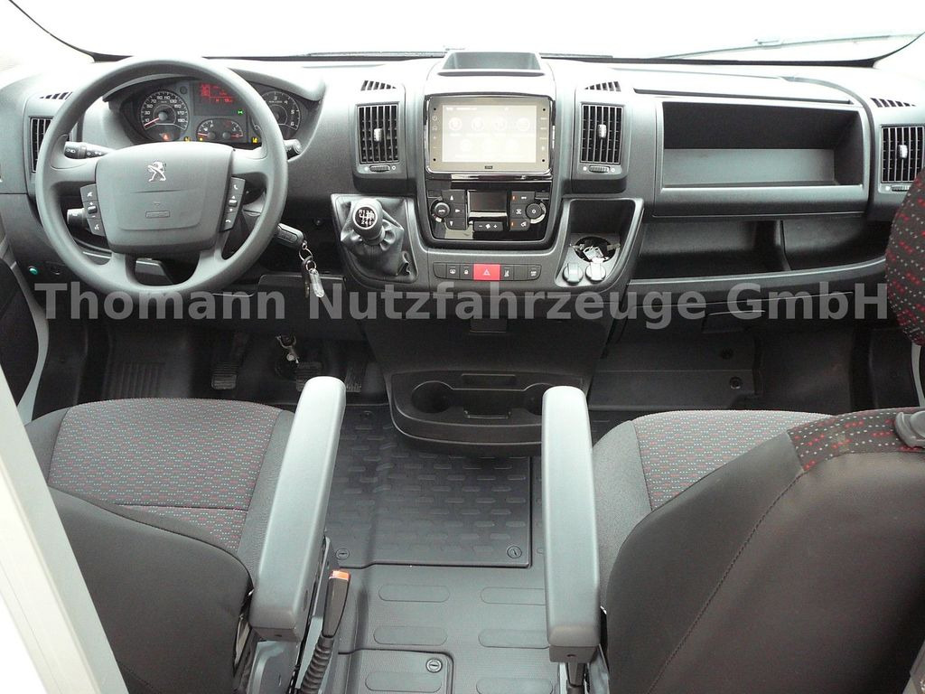 Interior photo 2: Dostavno vozilo sa zatvorenim sandukom novi Peugeot Boxer Premium Koffer Extra Tief Extra Hoch ! Peugeot Boxer Premium Koffer Extra Tief Extra Hoch ! Interior photo 2: Dostavno vozilo sa zatvorenim sandukom novi Peugeot Boxer Premium Koffer Extra Tief Extra Hoch ! Peugeot Boxer Premium Koffer Extra Tief Extra Hoch !
