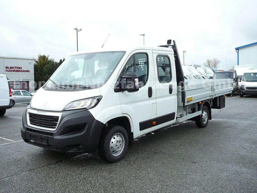 Peugeot Boxer Pritsche 7 Sitzer Klimaaut. Luftfederung - Dostavno vozilo sa otvorenom sandukom, Dostavno vozilo sa duplom kabinom: slika 2 Peugeot Boxer Pritsche 7 Sitzer Klimaaut. Luftfederung - Dostavno vozilo sa otvorenom sandukom, Dostavno vozilo sa duplom kabinom: slika 2