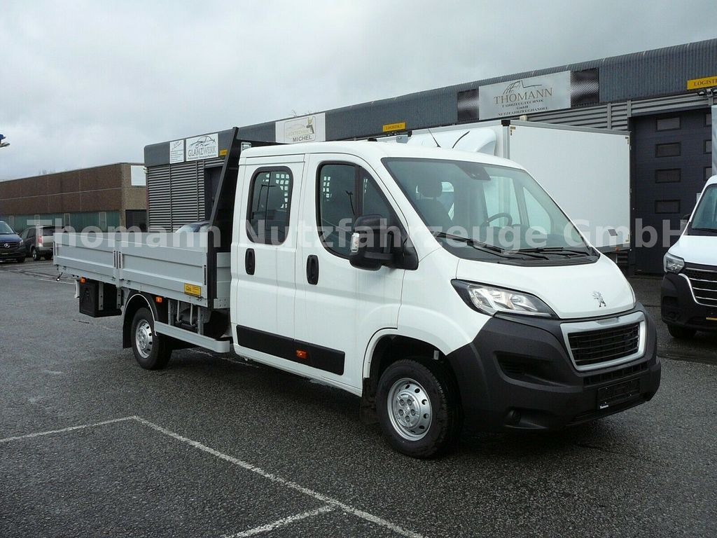 Peugeot Boxer Pritsche 7 Sitzer Klimaaut. Luftfederung - Dostavno vozilo sa otvorenom sandukom, Dostavno vozilo sa duplom kabinom: slika 1 Peugeot Boxer Pritsche 7 Sitzer Klimaaut. Luftfederung - Dostavno vozilo sa otvorenom sandukom, Dostavno vozilo sa duplom kabinom: slika 1