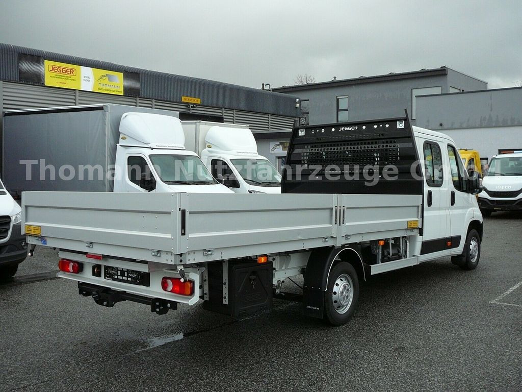 Peugeot Boxer Pritsche 7 Sitzer Klimaaut. Luftfederung - Dostavno vozilo sa otvorenom sandukom, Dostavno vozilo sa duplom kabinom: slika 4 Peugeot Boxer Pritsche 7 Sitzer Klimaaut. Luftfederung - Dostavno vozilo sa otvorenom sandukom, Dostavno vozilo sa duplom kabinom: slika 4