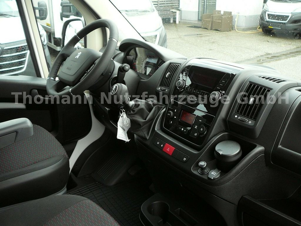 Dostavno vozilo sa otvorenom sandukom, Dostavno vozilo sa duplom kabinom novi Peugeot Boxer Pritsche 7 Sitzer Klimaaut. Luftfederung Peugeot Boxer Pritsche 7 Sitzer Klimaaut. Luftfederung: slika 11 Dostavno vozilo sa otvorenom sandukom, Dostavno vozilo sa duplom kabinom novi Peugeot Boxer Pritsche 7 Sitzer Klimaaut. Luftfederung Peugeot Boxer Pritsche 7 Sitzer Klimaaut. Luftfederung: slika 11