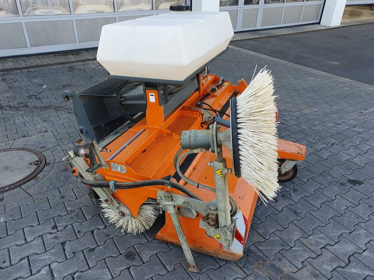 Bema 25 Dual Kehrmaschine / 2.050 mm / 2020 - Metle: slika 2 Bema 25 Dual Kehrmaschine / 2.050 mm / 2020 - Metle: slika 2