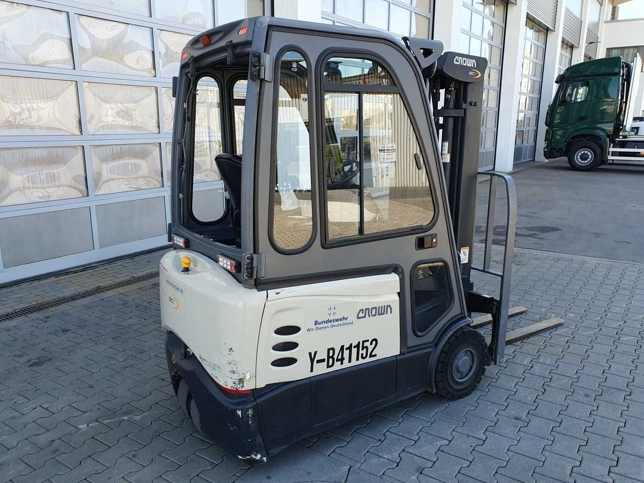 Crown SCT6020-1.3 /Triplex: 4.30m /Batterie 2020 - Električni viljuškar: slika 3 Crown SCT6020-1.3 /Triplex: 4.30m /Batterie 2020 - Električni viljuškar: slika 3