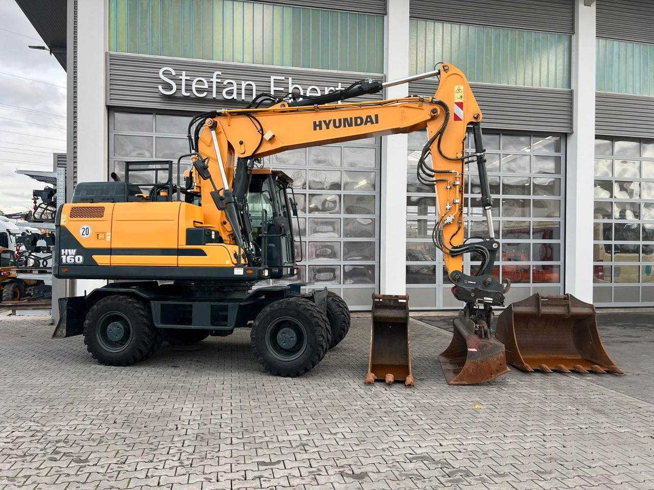 Hyundai HW 160 / OQ 65 / nur 714h! / Löffelpaket - Druga mašina: slika 1 Hyundai HW 160 / OQ 65 / nur 714h! / Löffelpaket - Druga mašina: slika 1