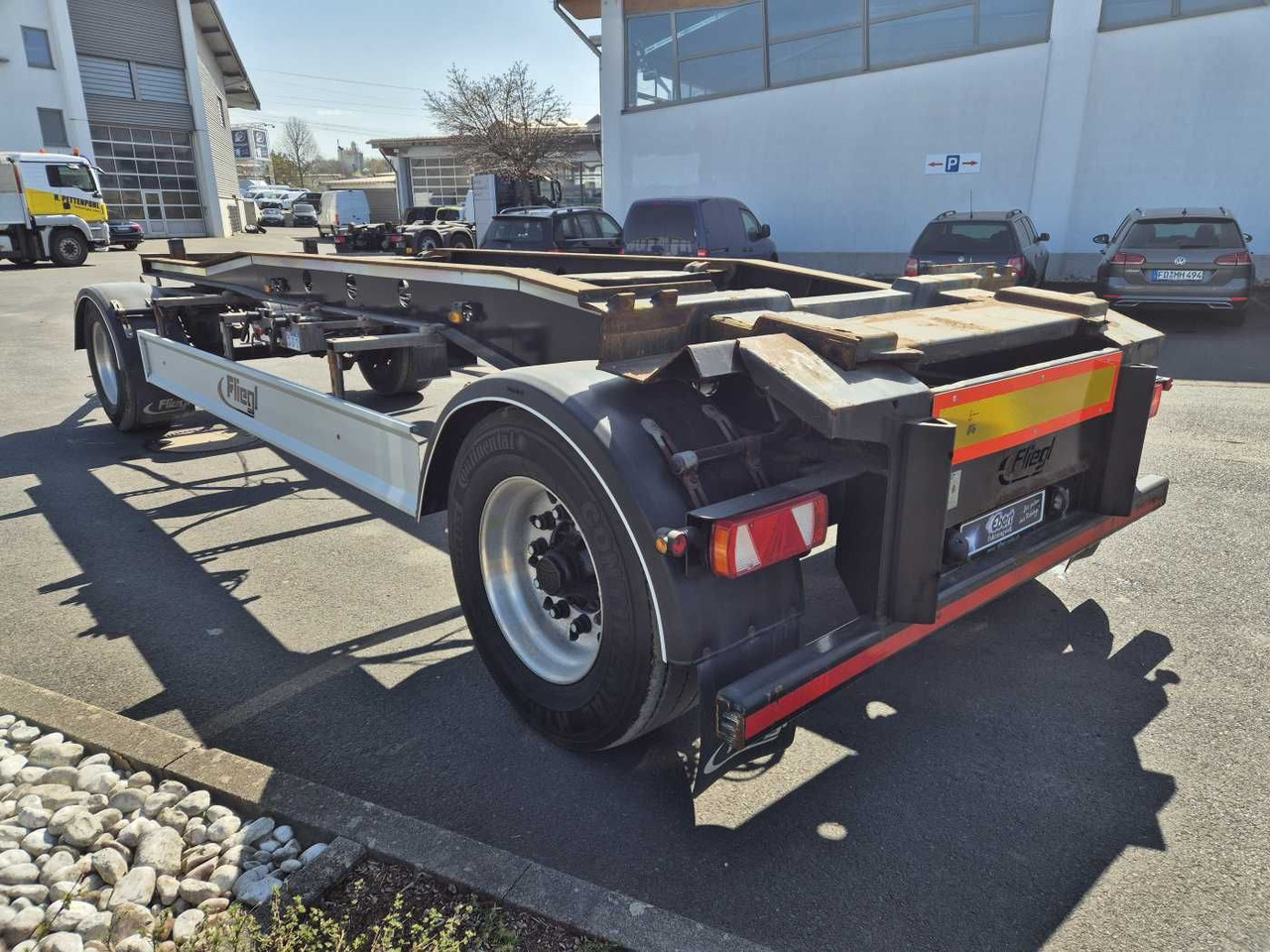 Fliegl ZPS180 Abroll-Container Tropper Pellet-Silo 22m³ Fliegl ZPS180 Abroll-Container Tropper Pellet-Silo 22m³ - Abrol/ Autopodizač prikolica: slika 3 Fliegl ZPS180 Abroll-Container Tropper Pellet-Silo 22m³ Fliegl ZPS180 Abroll-Container Tropper Pellet-Silo 22m³ - Abrol/ Autopodizač prikolica: slika 3