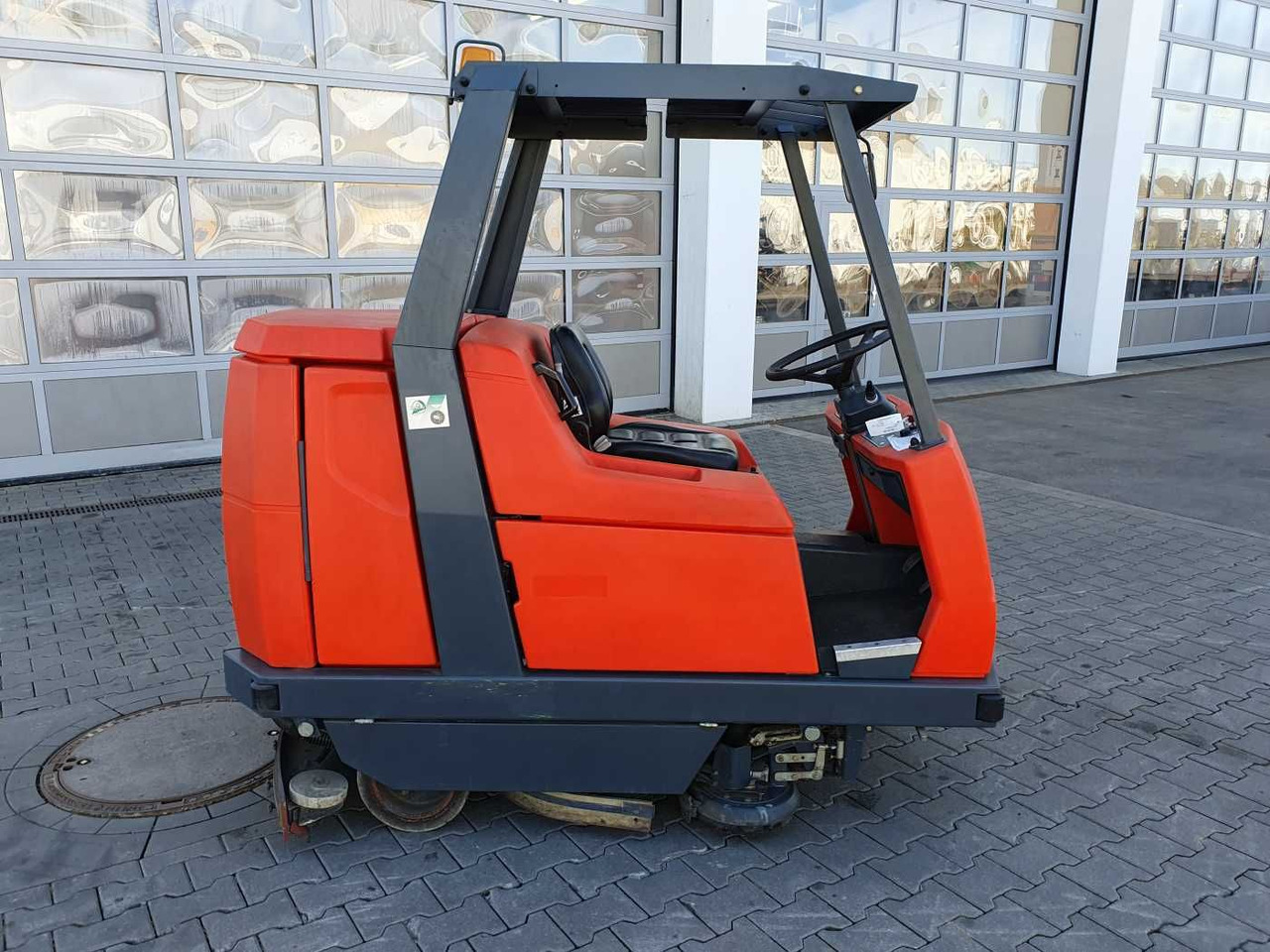 Hakomatic B 1100 / nur 704h! / 2006 - Mašina za pranje podova: slika 3 Hakomatic B 1100 / nur 704h! / 2006 - Mašina za pranje podova: slika 3