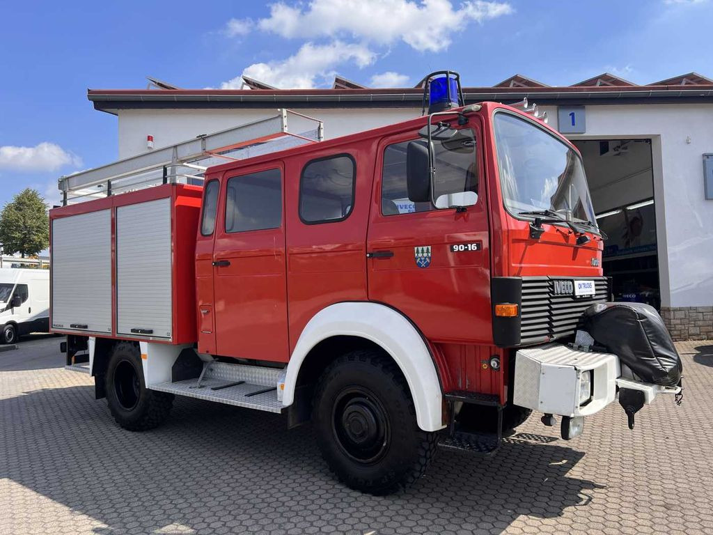 Iveco 90-16 AW 4x4 LF8 Feuerwehr Standheizung 9 Sitze - Vatrogasni kamion: slika 5 Iveco 90-16 AW 4x4 LF8 Feuerwehr Standheizung 9 Sitze - Vatrogasni kamion: slika 5