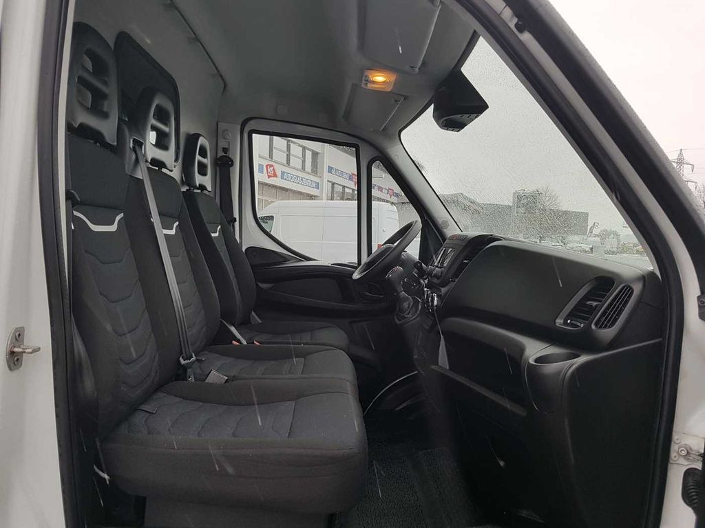 Iveco Daily 35 S16 A8 V *Klima*Automatik*L4.100mm*  Iveco Daily 35 S16 A8 V *Klima*Automatik*L4.100mm*: slika 15