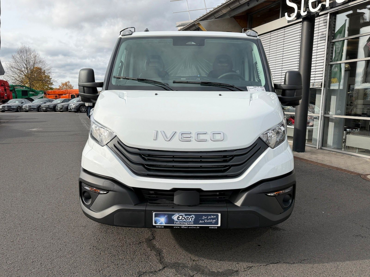 Iveco Daily 35S14 A8*R3.450mm*Automatik*Kamera*2Sitze* - Dostavno vozilo istovarivač: slika 2 Iveco Daily 35S14 A8*R3.450mm*Automatik*Kamera*2Sitze* - Dostavno vozilo istovarivač: slika 2