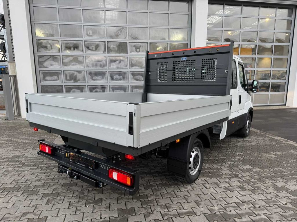 Iveco Daily 35S16 A8 Pritsche *7-Sitze*AHK*Automatik* Iveco Daily 35S16 A8 Pritsche *7-Sitze*AHK*Automatik* - Dostavno vozilo sa otvorenom sandukom: slika 5 Iveco Daily 35S16 A8 Pritsche *7-Sitze*AHK*Automatik* Iveco Daily 35S16 A8 Pritsche *7-Sitze*AHK*Automatik* - Dostavno vozilo sa otvorenom sandukom: slika 5