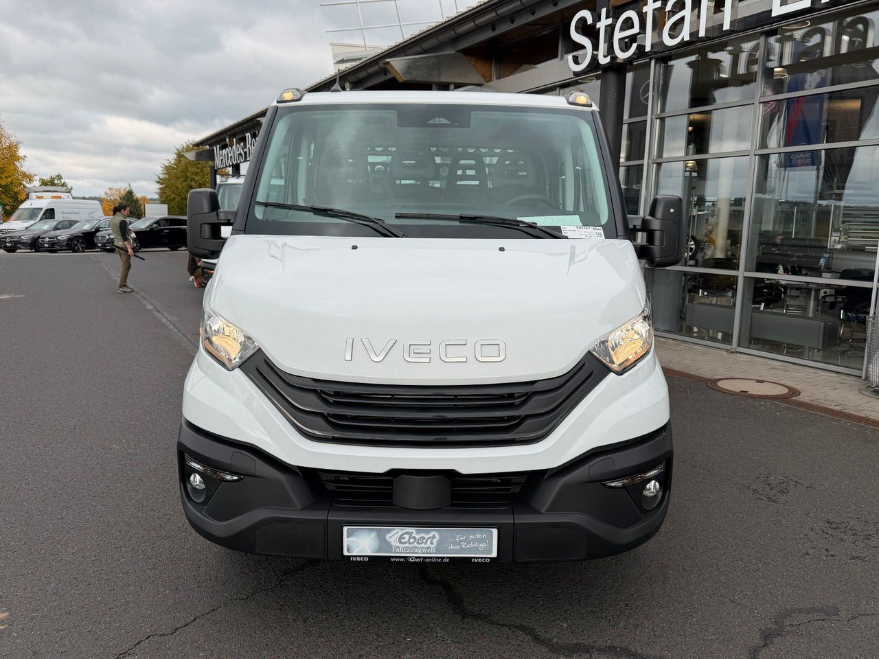 Iveco Daily 35S16 A8 *R.3450mm*Automatik*AHK*7-Sitze* - Dostavno vozilo istovarivač, Dostavno vozilo sa duplom kabinom: slika 2 Iveco Daily 35S16 A8 *R.3450mm*Automatik*AHK*7-Sitze* - Dostavno vozilo istovarivač, Dostavno vozilo sa duplom kabinom: slika 2