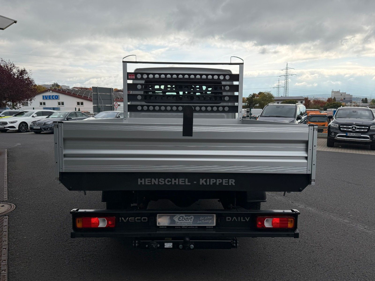 Iveco Daily 35S16 A8 *R.3450mm*Automatik*AHK*7-Sitze* - Dostavno vozilo istovarivač, Dostavno vozilo sa duplom kabinom: slika 5 Iveco Daily 35S16 A8 *R.3450mm*Automatik*AHK*7-Sitze* - Dostavno vozilo istovarivač, Dostavno vozilo sa duplom kabinom: slika 5