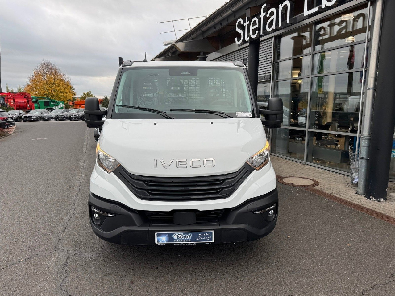 Iveco Daily 35S16 A8 *R3.450mm*Automatik*AHK*Kamera* - Dostavno vozilo sa otvorenom sandukom: slika 2 Iveco Daily 35S16 A8 *R3.450mm*Automatik*AHK*Kamera* - Dostavno vozilo sa otvorenom sandukom: slika 2