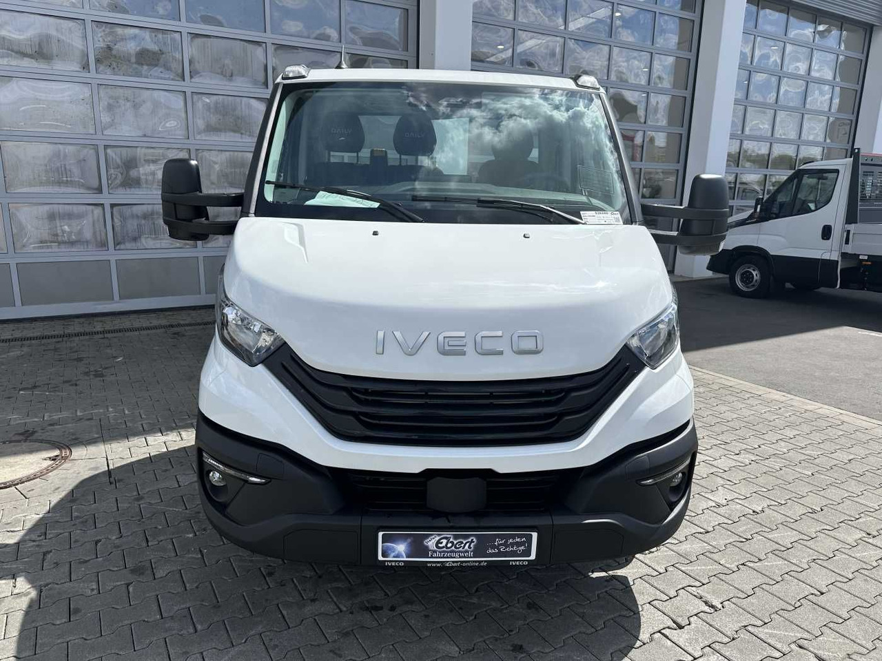 Iveco Daily 70C18 *R4100mm*Automatik*2xAHK*Luft* - Kamion sa hidrauličnom kukom: slika 2 Iveco Daily 70C18 *R4100mm*Automatik*2xAHK*Luft* - Kamion sa hidrauličnom kukom: slika 2