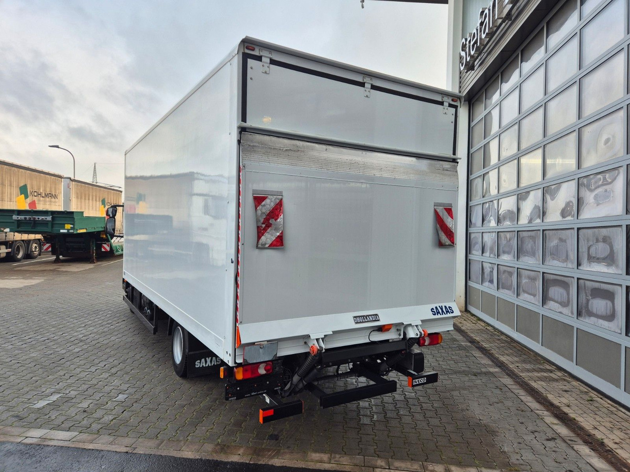 Dostavno vozilo sa zatvorenim sandukom Iveco Eurocargo 75-210 Koffer LBW: slika 32