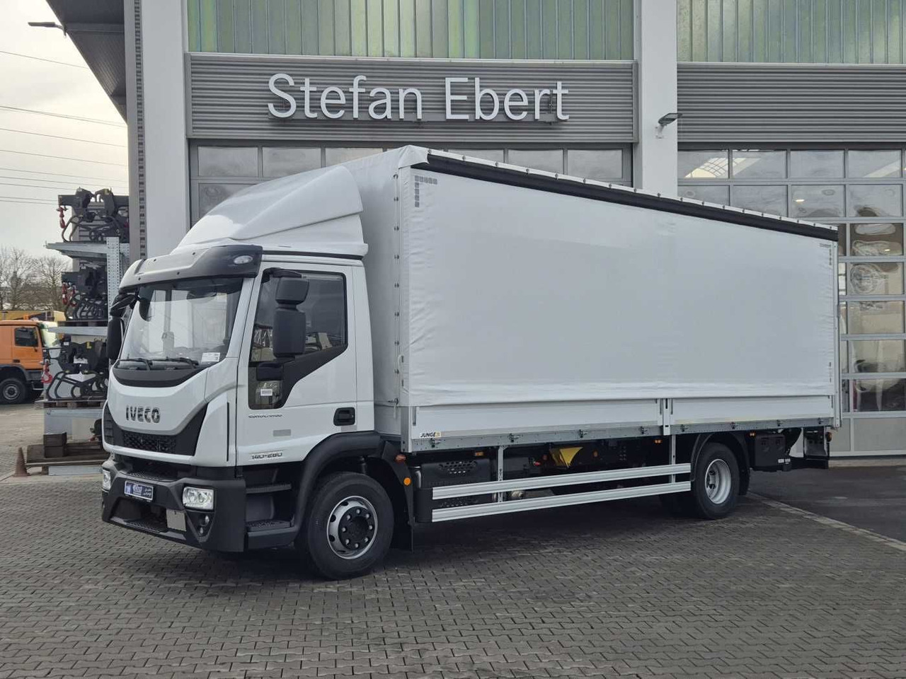 Iveco Eurocargo ML140E28/P LBW Bär Schiebeplane AHK - Kamion sa ceradom: slika 3 Iveco Eurocargo ML140E28/P LBW Bär Schiebeplane AHK - Kamion sa ceradom: slika 3