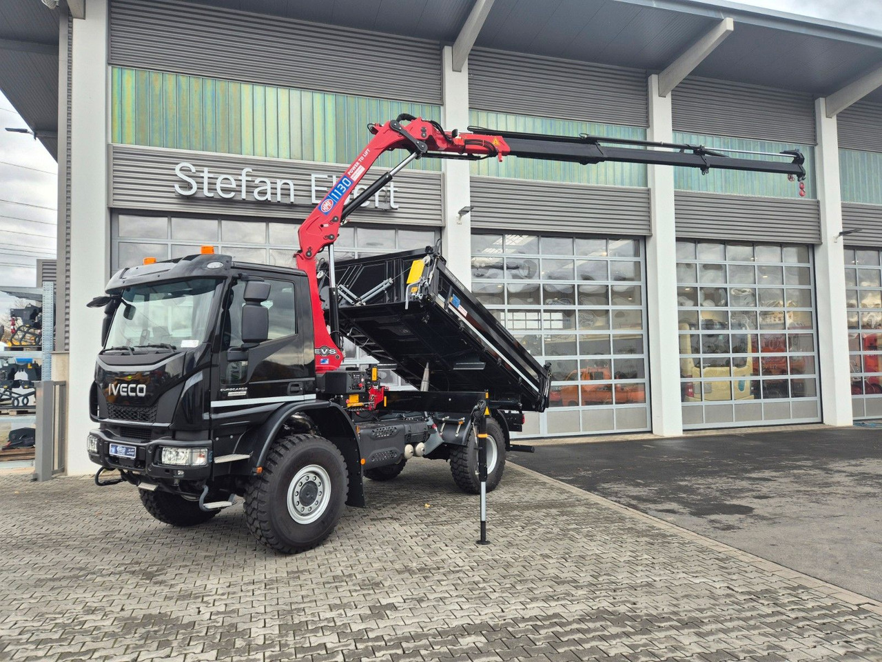 Iveco Eurocargo ML150E32WS 4x4 Kran HMF 1130K Funk AHK - Istovarivač, Kamion sa dizalicom: slika 4 Iveco Eurocargo ML150E32WS 4x4 Kran HMF 1130K Funk AHK - Istovarivač, Kamion sa dizalicom: slika 4