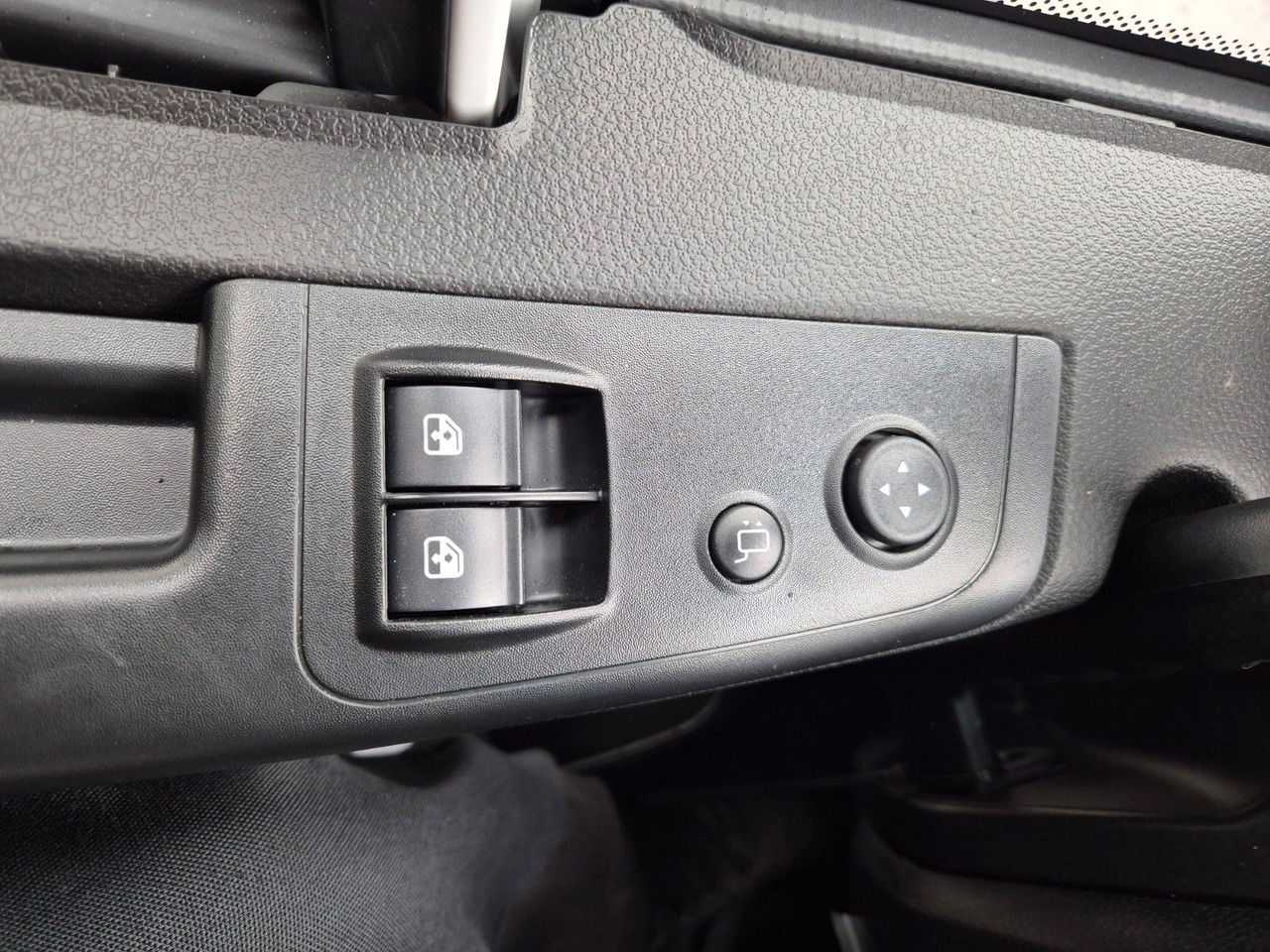 Kamion za prevoz boca Iveco Eurocargo ML160E28/FP Böse Schwenkwand LBW 2xAHK: slika 29