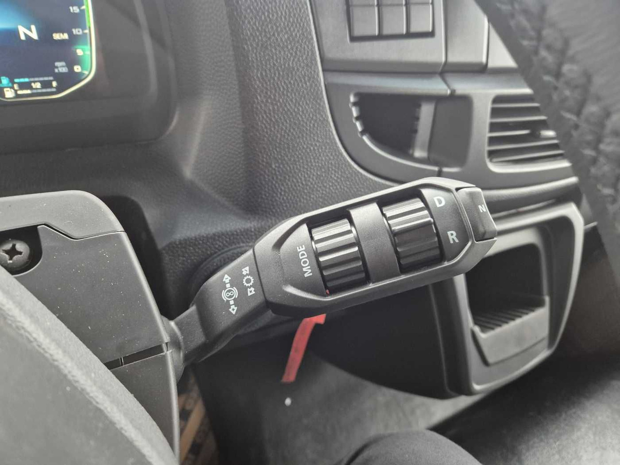 Kamion sa golom šasijom i zatvorenom kabinom novi Iveco Eurocargo ML180E28/P 4x2 ZF-Automatik 8AP 3Stück: slika 13