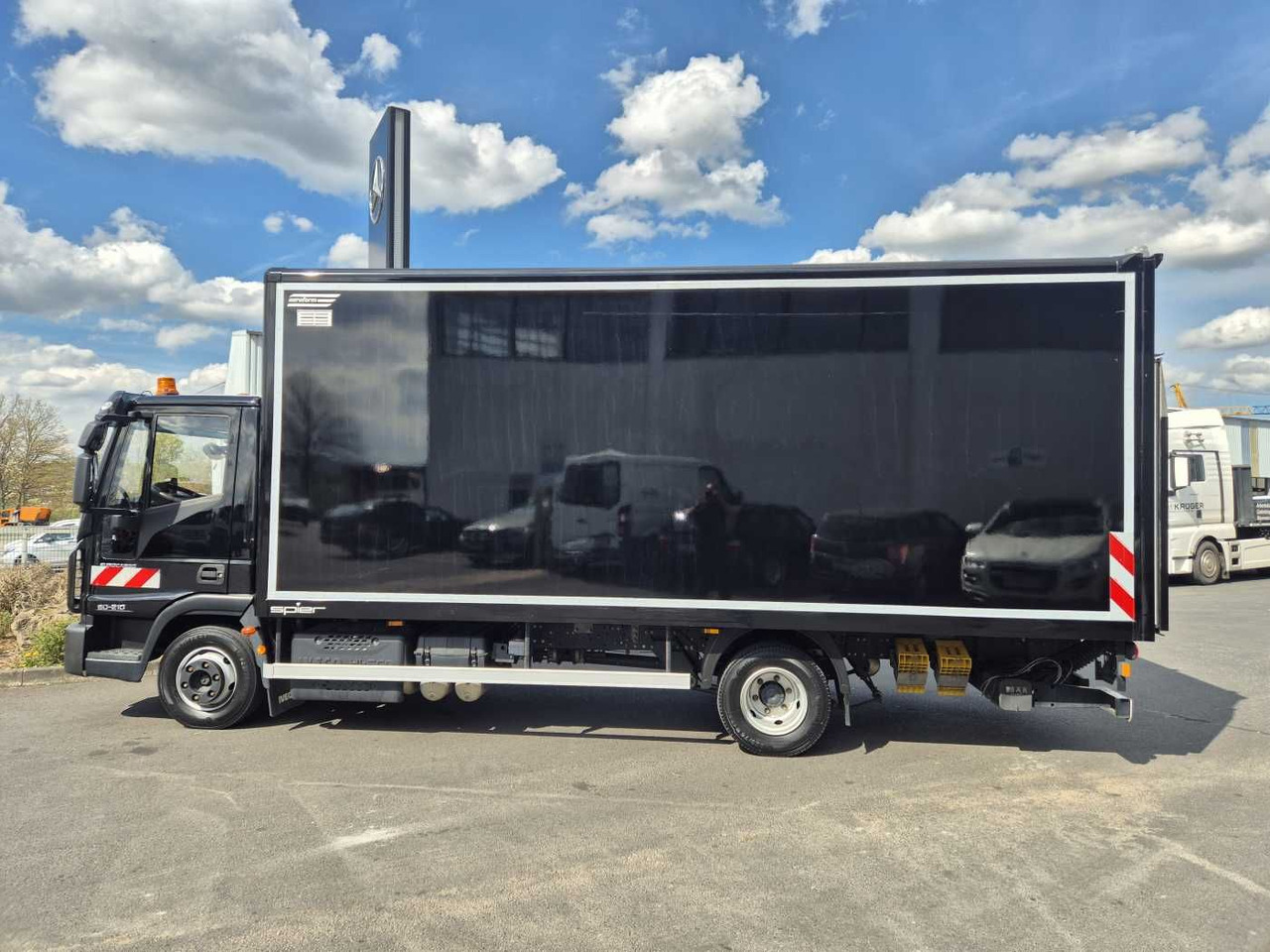 Iveco Eurocargo ML80E21/P LBW Bär 1.500kg 2x AHK - Dostavno vozilo sa zatvorenim sandukom: slika 3 Iveco Eurocargo ML80E21/P LBW Bär 1.500kg 2x AHK - Dostavno vozilo sa zatvorenim sandukom: slika 3