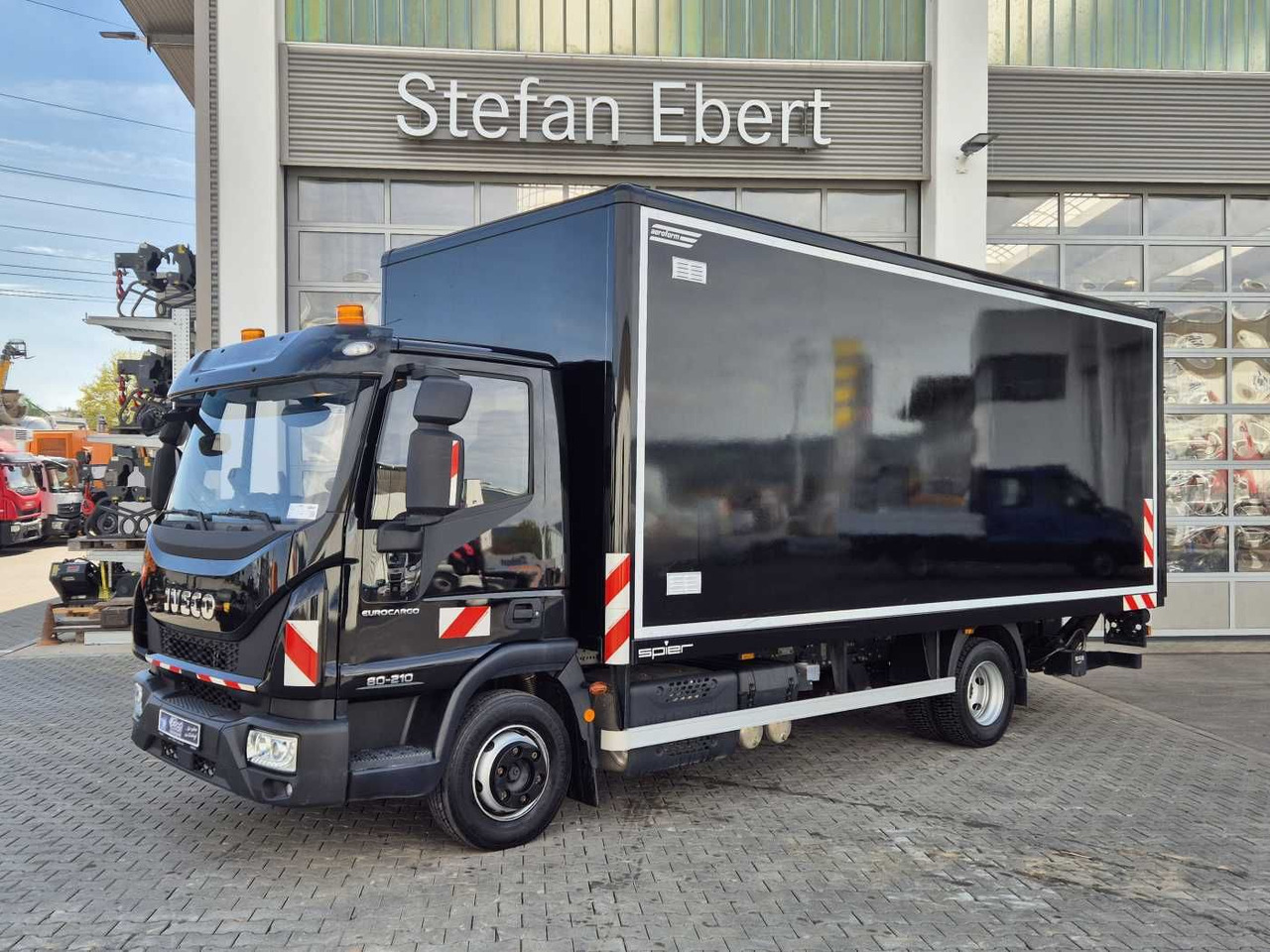 Iveco Eurocargo ML80E21/P LBW Bär 1.500kg 2x AHK - Dostavno vozilo sa zatvorenim sandukom: slika 2 Iveco Eurocargo ML80E21/P LBW Bär 1.500kg 2x AHK - Dostavno vozilo sa zatvorenim sandukom: slika 2
