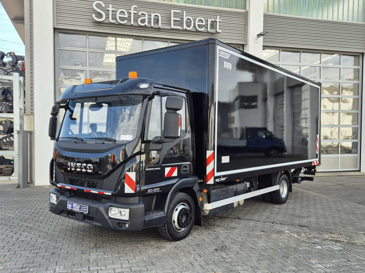 Iveco Eurocargo ML80E21/P LBW Bär 1.500kg 2x AHK - Dostavno vozilo sa zatvorenim sandukom: slika 1 Iveco Eurocargo ML80E21/P LBW Bär 1.500kg 2x AHK - Dostavno vozilo sa zatvorenim sandukom: slika 1