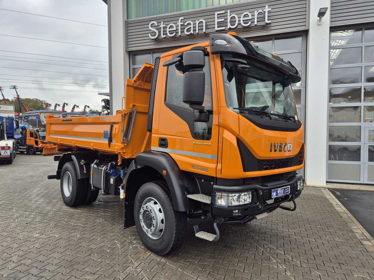 Iveco ML150E28W 4x4 Meiller Dreiseitenkipper 2xAHK - Istovarivač: slika 3 Iveco ML150E28W 4x4 Meiller Dreiseitenkipper 2xAHK - Istovarivač: slika 3