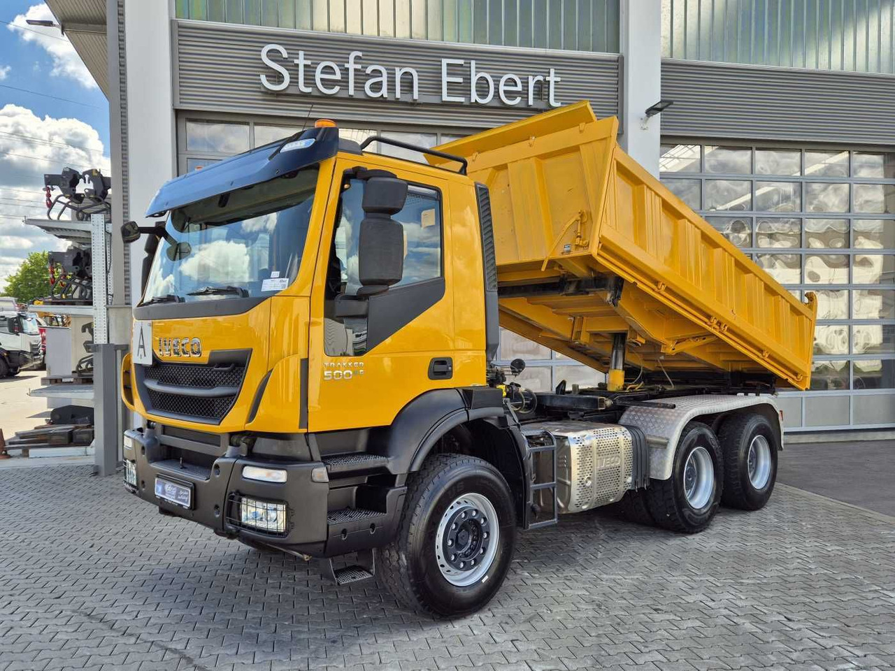 Iveco Trakker AD380T50 6x4 Kipper/SZM Wechselsystem - Istovarivač: slika 1 Iveco Trakker AD380T50 6x4 Kipper/SZM Wechselsystem - Istovarivač: slika 1