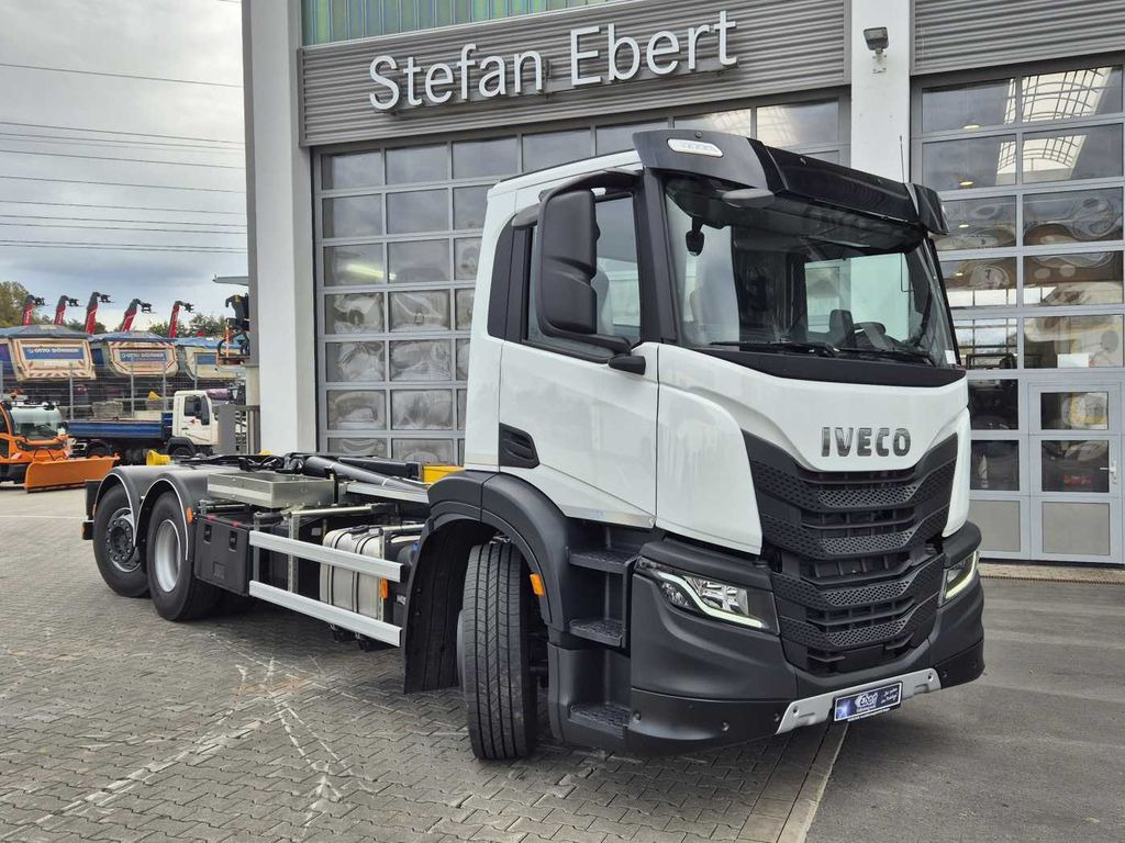 Iveco X-Way AD280X46Y/PS ON 6x2 Palfinger PHT20SLD5 4x - Kamion sa hidrauličnom kukom: slika 3 Iveco X-Way AD280X46Y/PS ON 6x2 Palfinger PHT20SLD5 4x - Kamion sa hidrauličnom kukom: slika 3