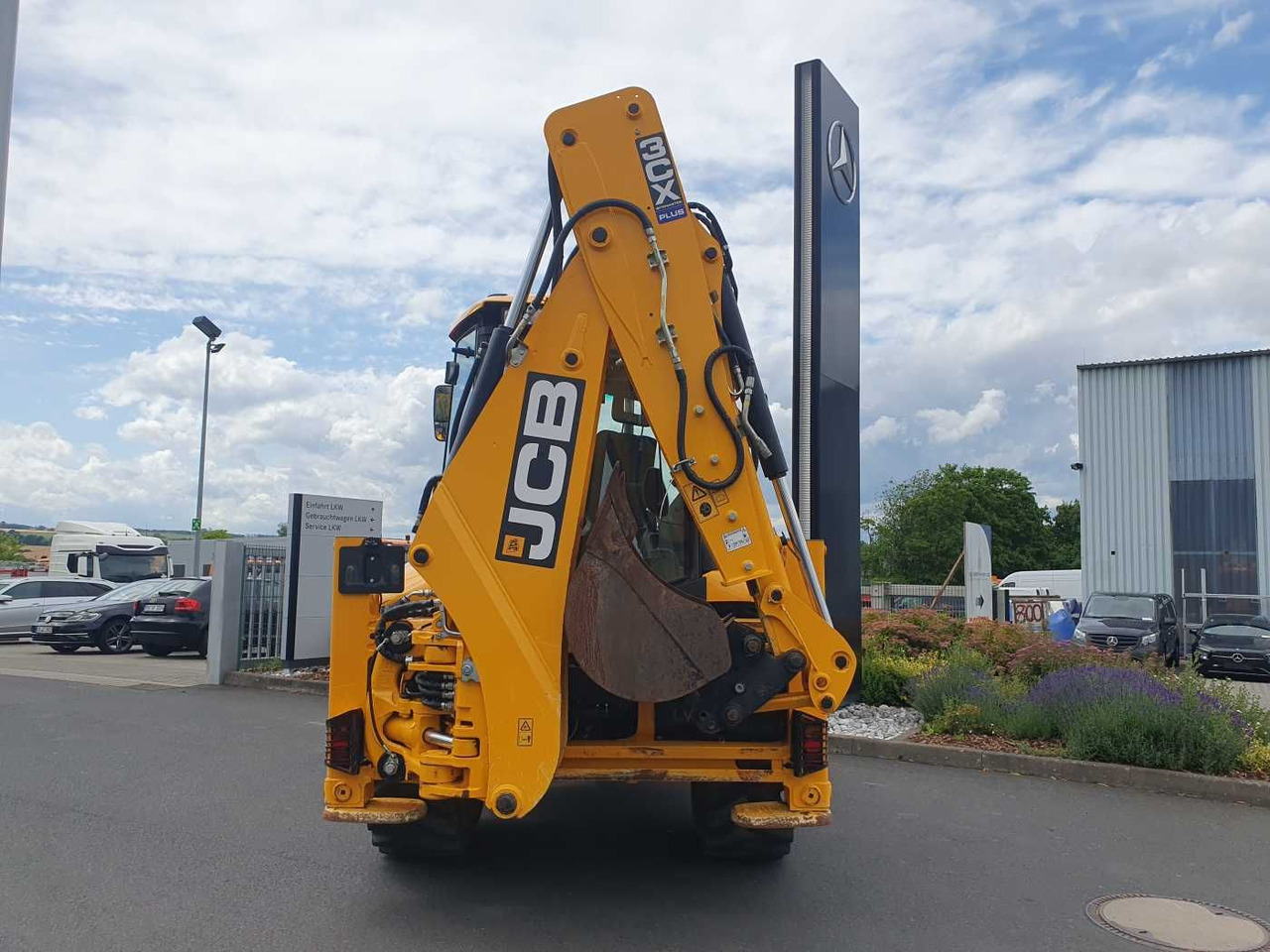 JCB 3CX / Gabel & 4in1 Schaufel / nur 1.561h / 2022 - Bager utovarivač: slika 4 JCB 3CX / Gabel & 4in1 Schaufel / nur 1.561h / 2022 - Bager utovarivač: slika 4