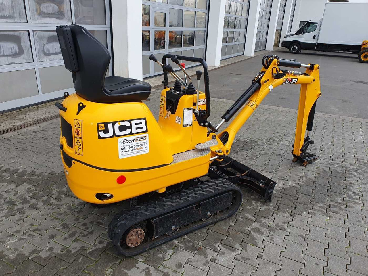 JCB 8008 CTS / MS01 / nur 103h! / 2023 - Mini bager: slika 3 JCB 8008 CTS / MS01 / nur 103h! / 2023 - Mini bager: slika 3