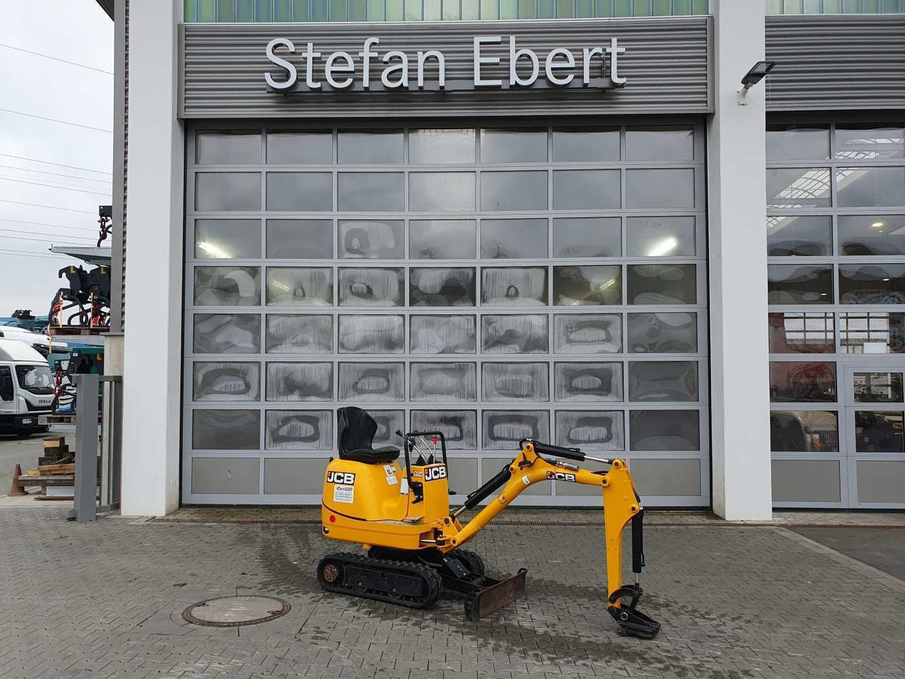 JCB 8008 CTS / MS01 / nur 103h! / 2023 - Mini bager: slika 1 JCB 8008 CTS / MS01 / nur 103h! / 2023 - Mini bager: slika 1