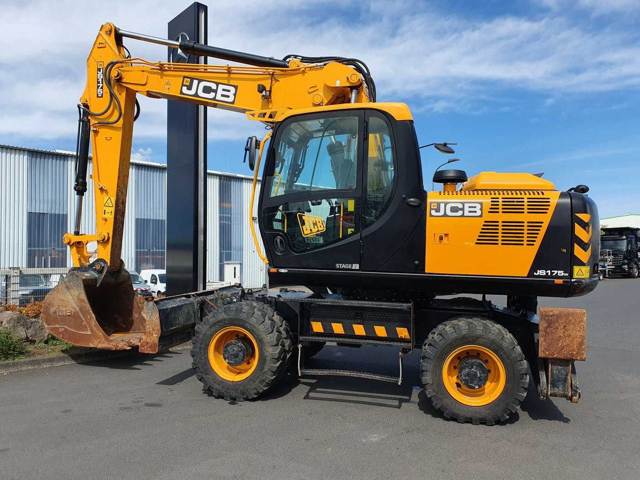 JCB JS 175 W / 2024 / nur 622h! / 1x Tieflöffel - Bager točkaš: slika 2 JCB JS 175 W / 2024 / nur 622h! / 1x Tieflöffel - Bager točkaš: slika 2