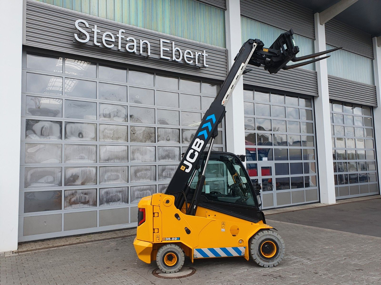 Teleskopski upravljač JCB TLT 35-22E Teletruck / nur 149h! / 2022 / SS: slika 10