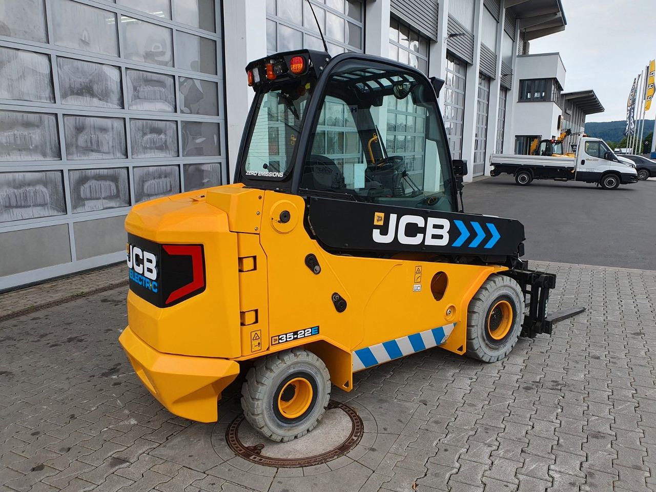 JCB TLT 35-22E Teletruck / nur 149h! / 2022 / SS - Teleskopski upravljač: slika 3 JCB TLT 35-22E Teletruck / nur 149h! / 2022 / SS - Teleskopski upravljač: slika 3