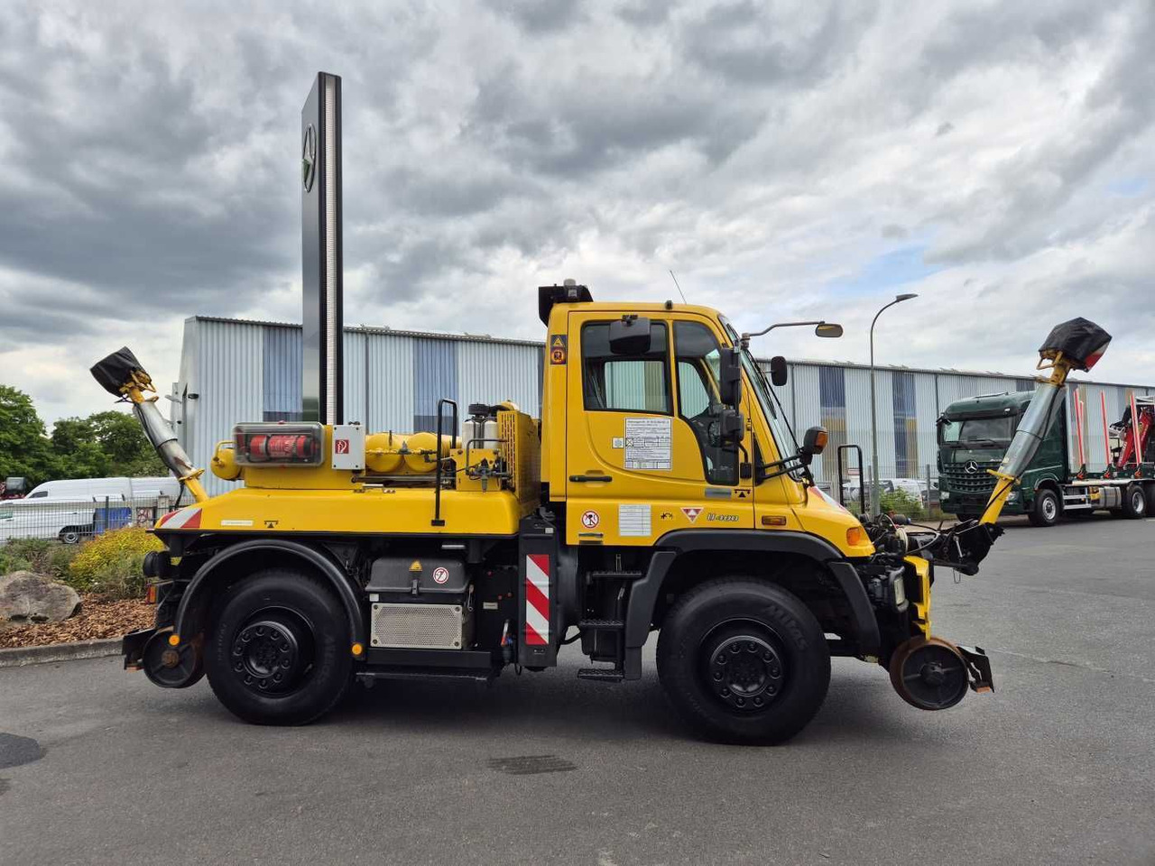 Unimog U400 4x4 Zweiwege ZAGRO 800t/52 Achsen Funk - Kamion: slika 5 Unimog U400 4x4 Zweiwege ZAGRO 800t/52 Achsen Funk - Kamion: slika 5