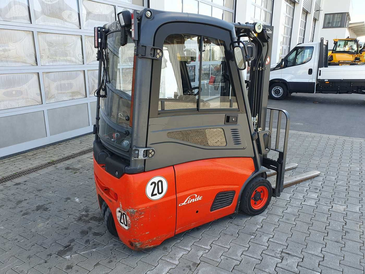 Linde E14 - 01 / Triplex: 4.00m! / SS / nur 3.405h! - Električni viljuškar: slika 4 Linde E14 - 01 / Triplex: 4.00m! / SS / nur 3.405h! - Električni viljuškar: slika 4