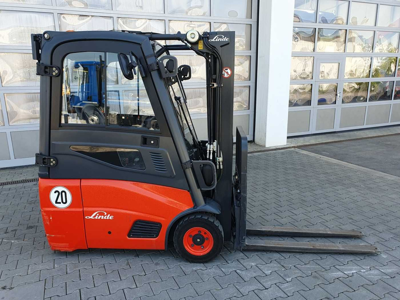 Linde E14 - 01 / Triplex: 4.10m! / SS / nur 1.003h! - Električni viljuškar: slika 2 Linde E14 - 01 / Triplex: 4.10m! / SS / nur 1.003h! - Električni viljuškar: slika 2