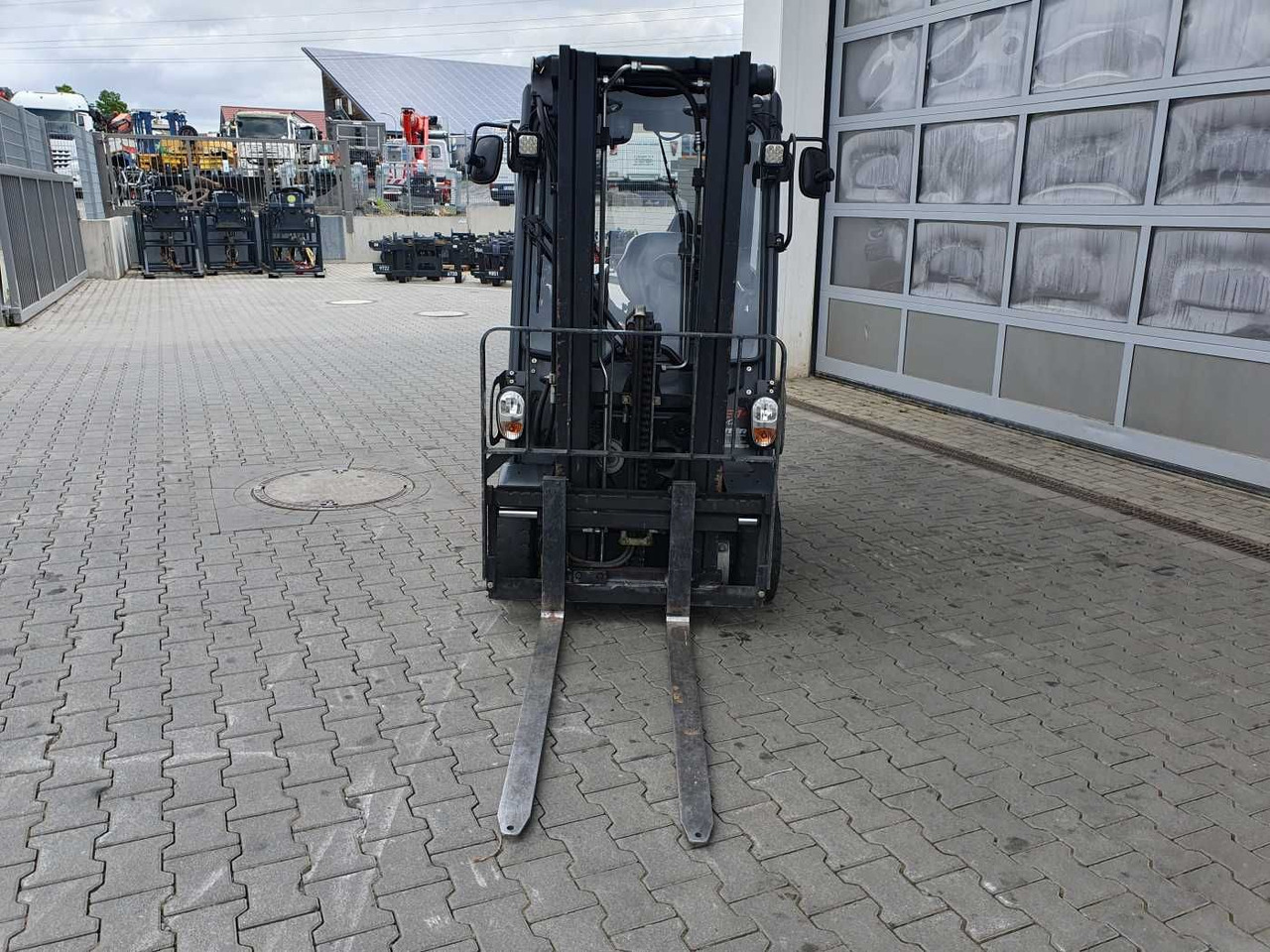 Električni viljuškar Linde E14 - 02 / Triplex: 4.00m! / SS / nur 1.777h!: slika 8
