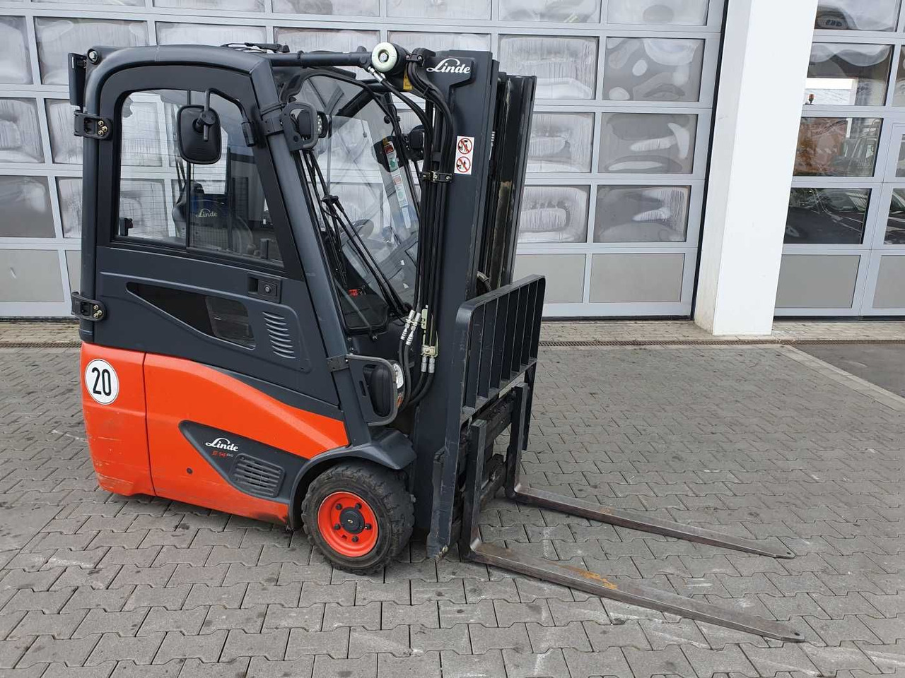 Linde E14 - 02 / Triplex: 4.00m! / SS / nur 2.119h! - Električni viljuškar: slika 2 Linde E14 - 02 / Triplex: 4.00m! / SS / nur 2.119h! - Električni viljuškar: slika 2